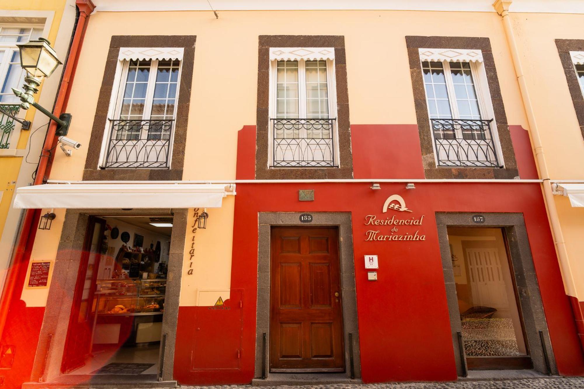 O Cantinho Da Mariazinha Bed & Breakfast *