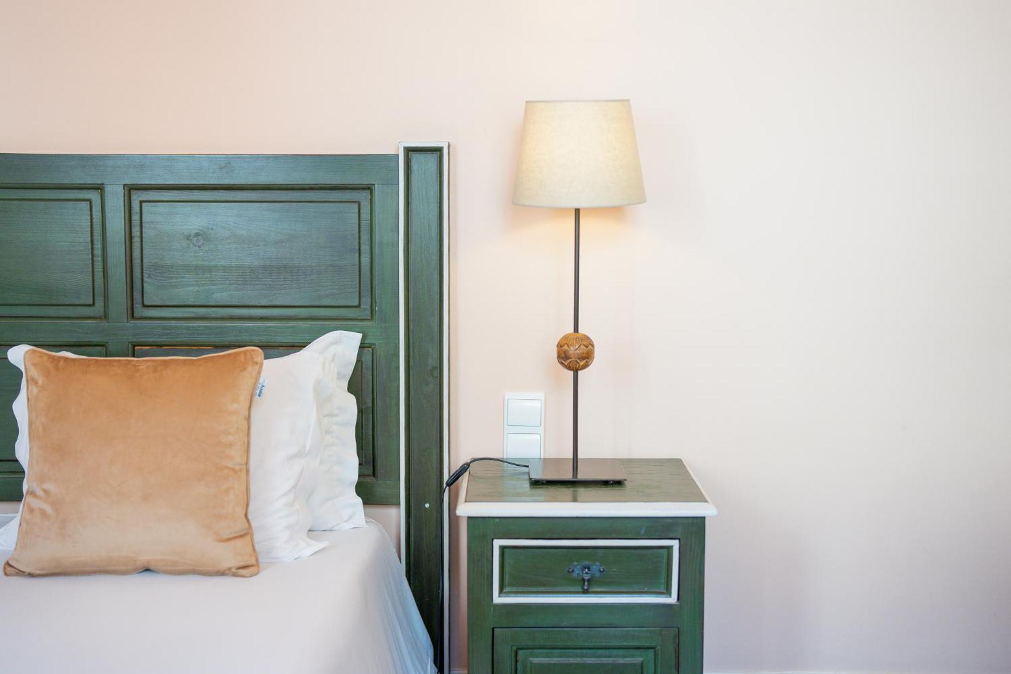 O Cantinho Da Mariazinha Bed & Breakfast *